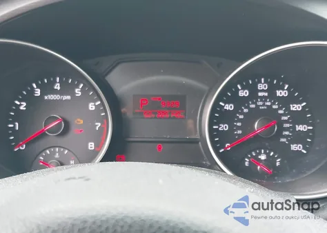 2015 Kia Sedona Lx z USA, uszkodzony, nr VIN KNDMB5C19F6071684